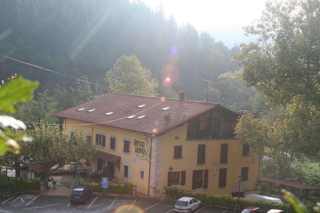Hotel Rural Bereau Lesaka Exterior photo